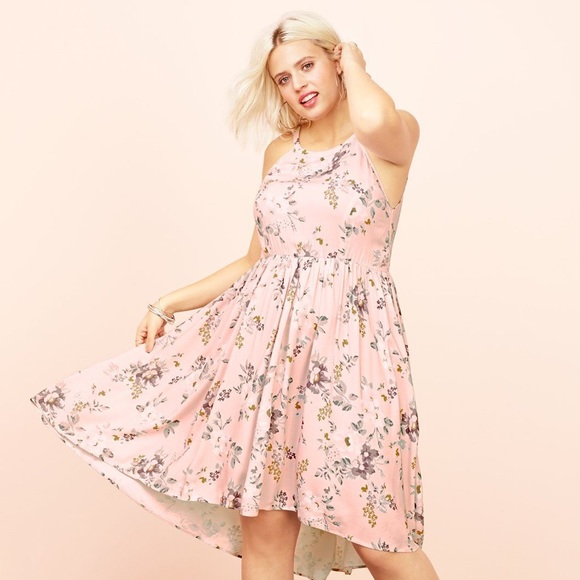 chantilly lace dress